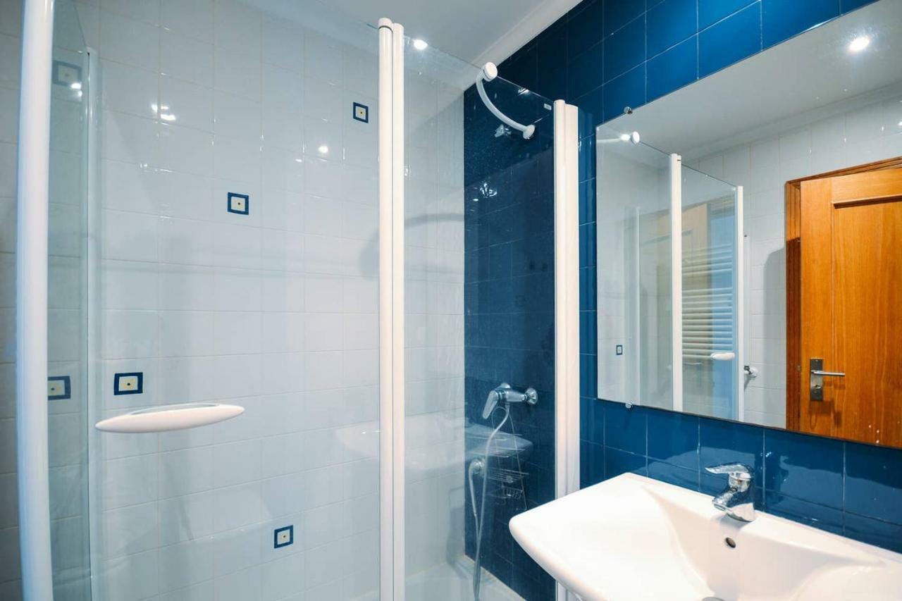 Fantastic Seaside Family Apartment With Pool パレーデ エクステリア 写真